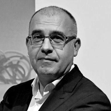 MIGUEL PINA E CUNHA
